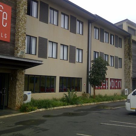 Life Hotel Ballito Exterior foto